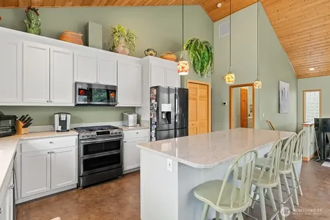 15107 N Lakeshore Drive Entiat WA 98822