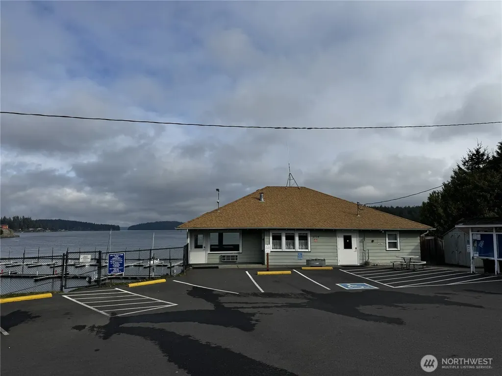9810 Channel Drive NW Olympia WA 98502