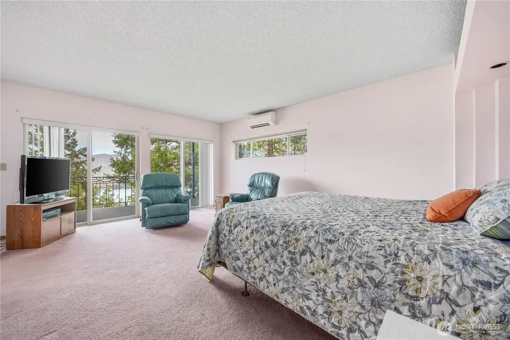 985 Guffy Road Chelan WA 98816