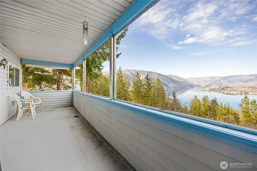 985 Guffy Road Chelan WA 98816