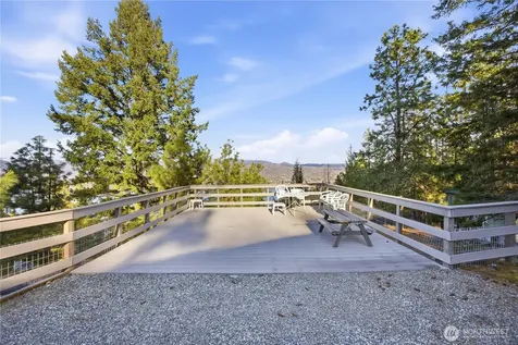 985 Guffy Road Chelan WA 98816