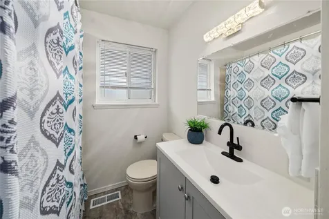 4503 S Webster Street Seattle WA 98118