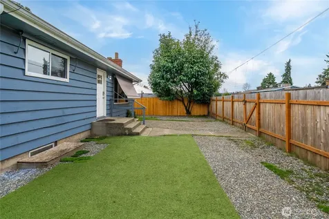 4503 S Webster Street Seattle WA 98118
