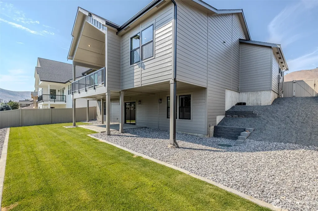 958 Racine Springs Drive Wenatchee WA 98801