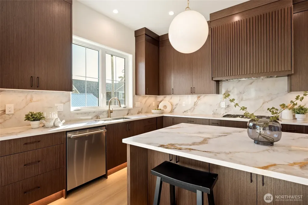 1301 Leighton Street Blaine WA 98230