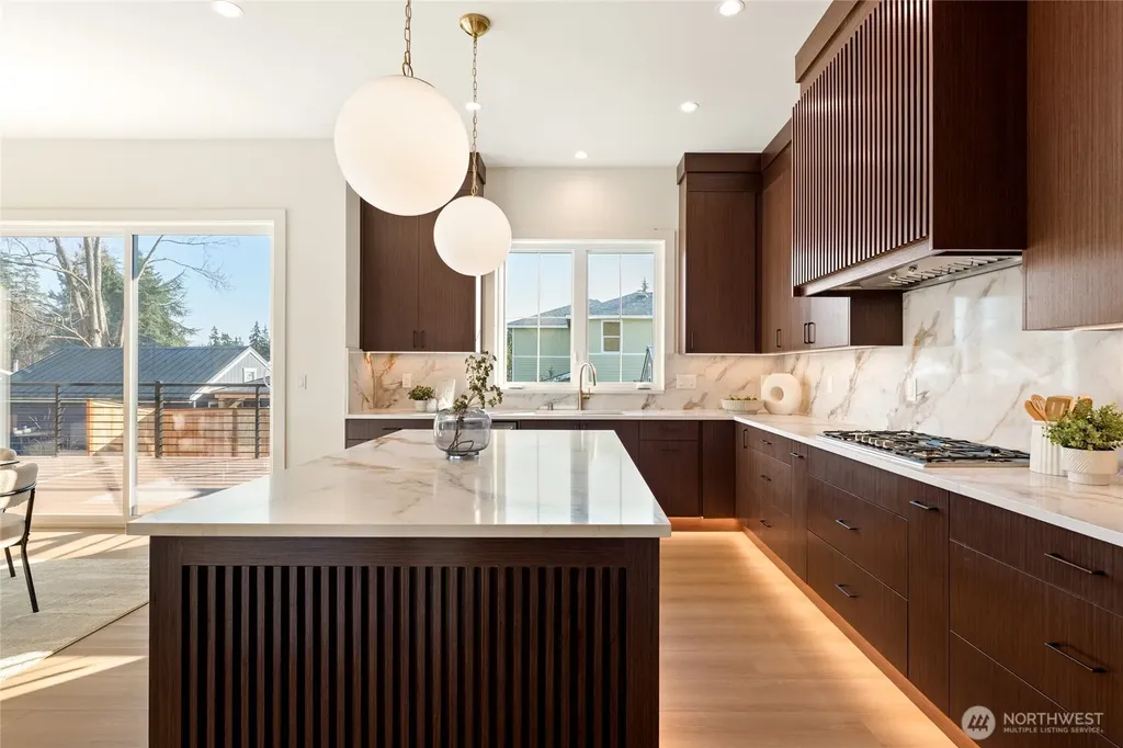 1301 Leighton Street Blaine WA 98230