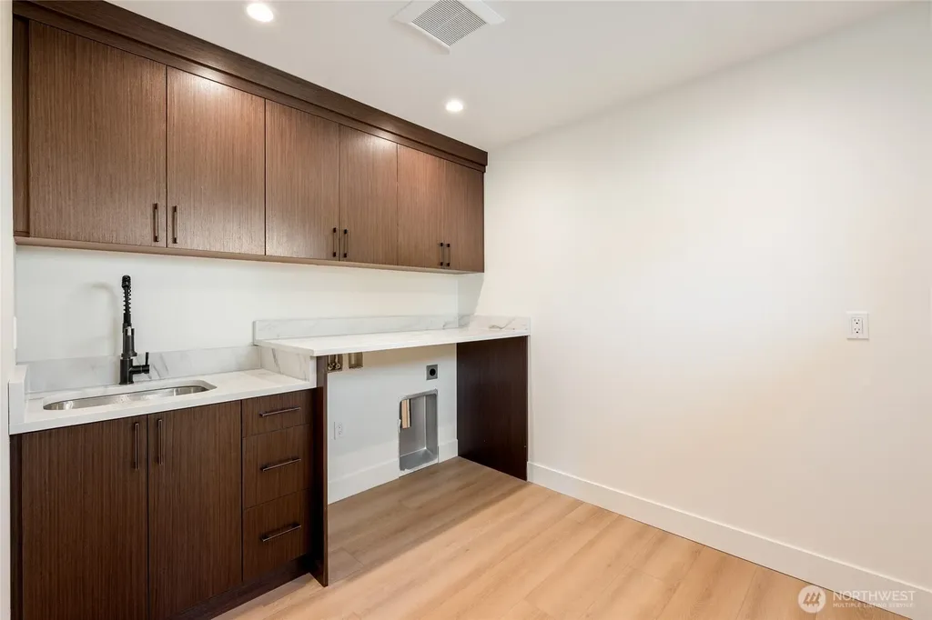 1301 Leighton Street Blaine WA 98230