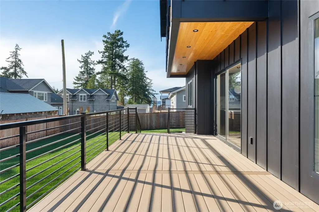 1301 Leighton Street Blaine WA 98230