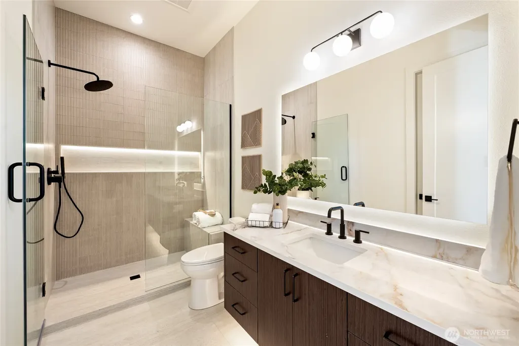 1301 Leighton Street Blaine WA 98230