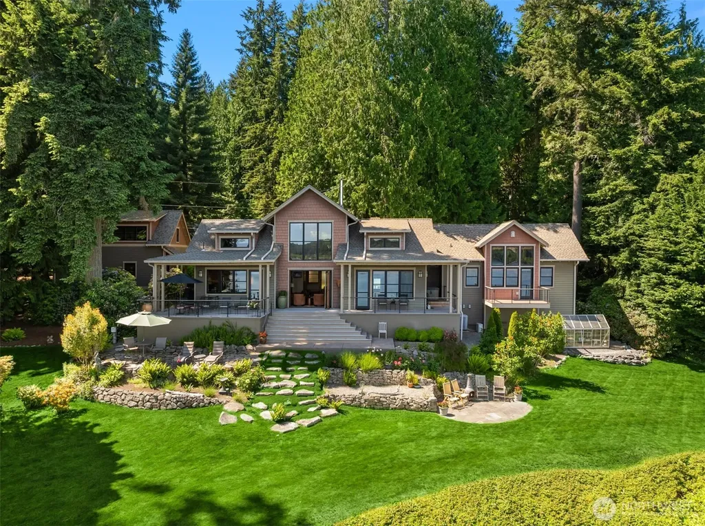15550 Sandy Hook Rd NE Poulsbo WA 98370
