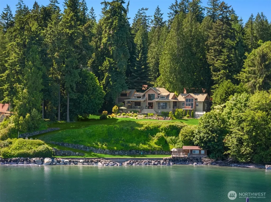 15550 Sandy Hook Rd NE Poulsbo WA 98370