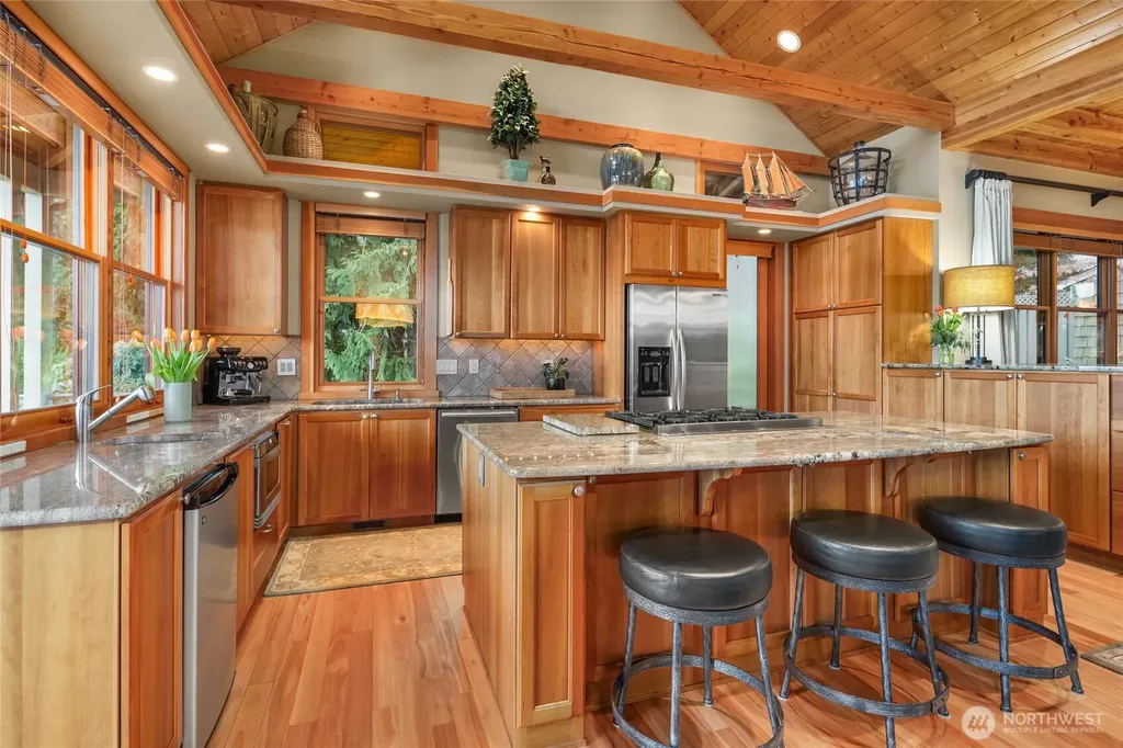 15550 Sandy Hook Rd NE Poulsbo WA 98370