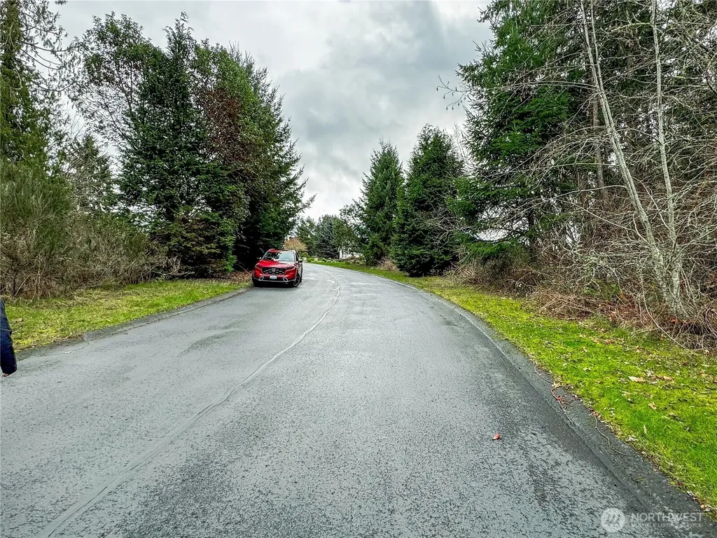 468 3rd Court Fox Island WA 98333