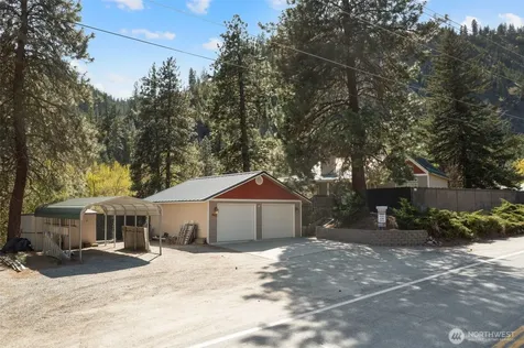 8831 Entiat River Road Entiat WA 98822
