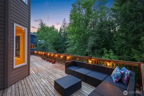 25846 NE 4th Place Sammamish WA 98074