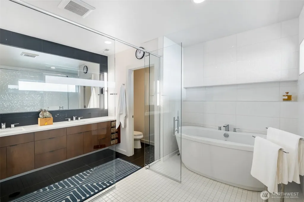 7734 Seward Park Avenue S Seattle WA 98118