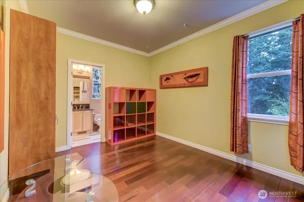 2462 172 Avenue NE Redmond WA 98052