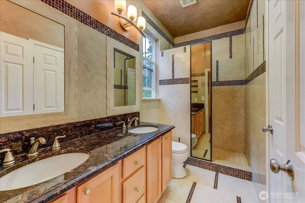 2462 172 Avenue NE Redmond WA 98052