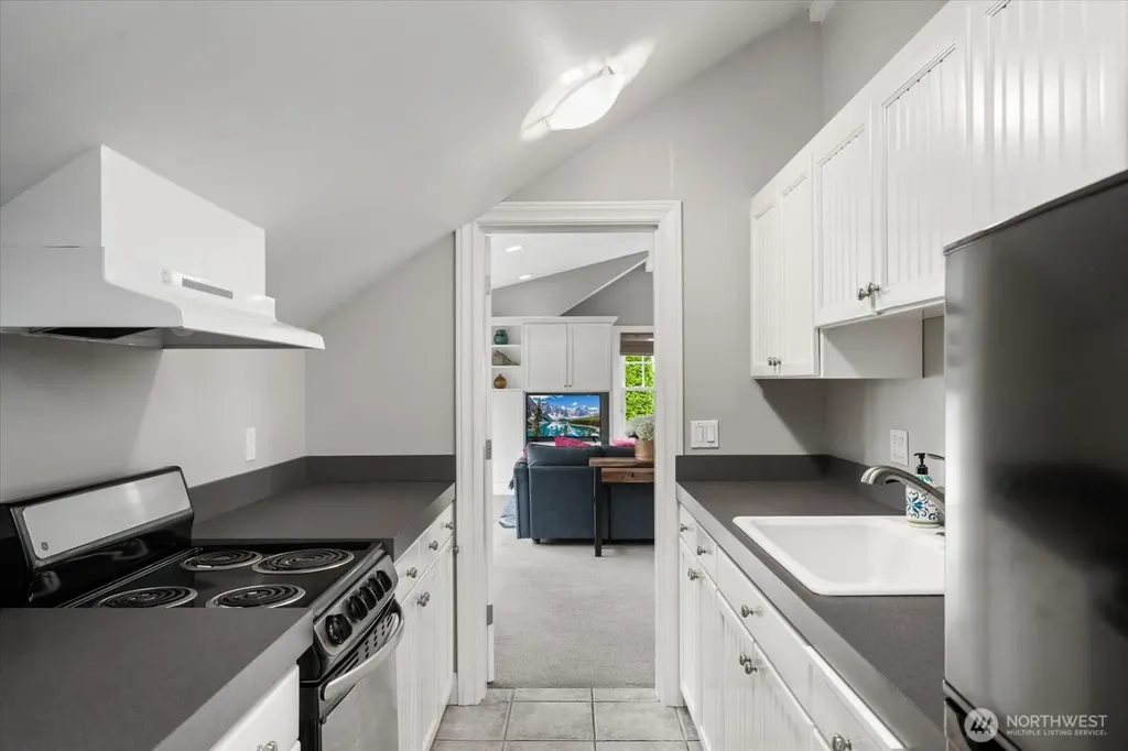 10207 NE 60th Street Kirkland WA 98033