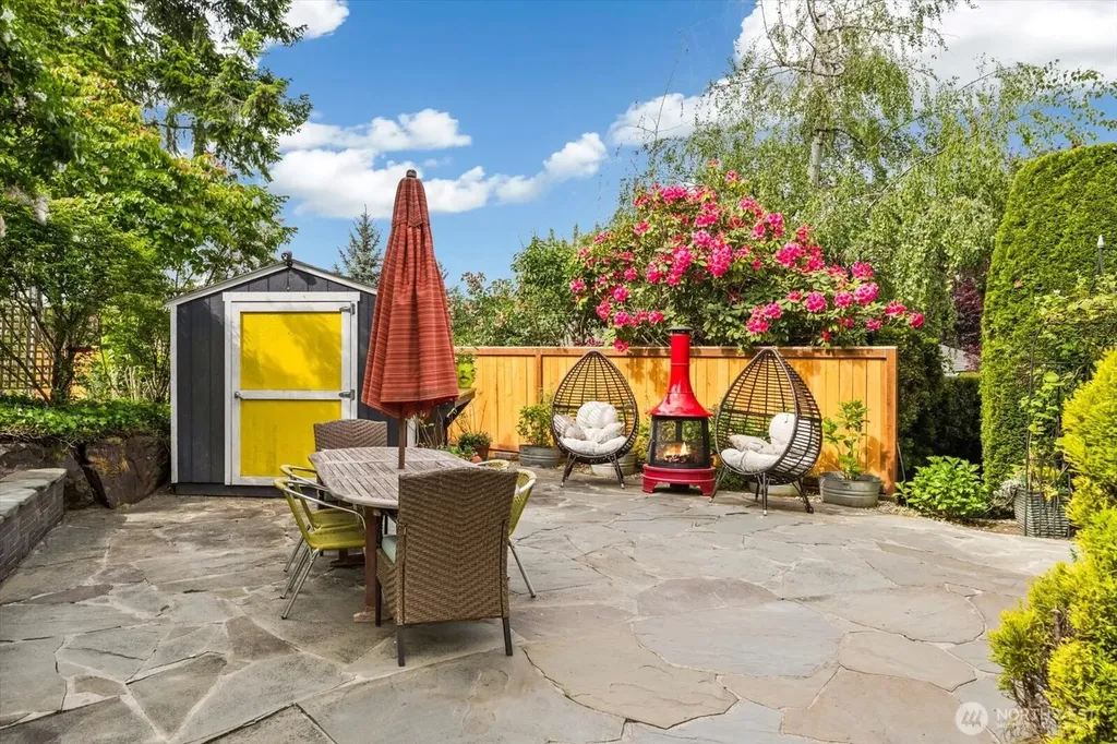10207 NE 60th Street Kirkland WA 98033