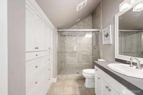 10207 NE 60th Street Kirkland WA 98033