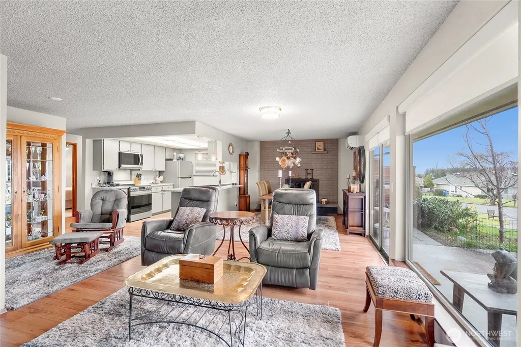 1301 S Third Avenue Sequim WA 98382