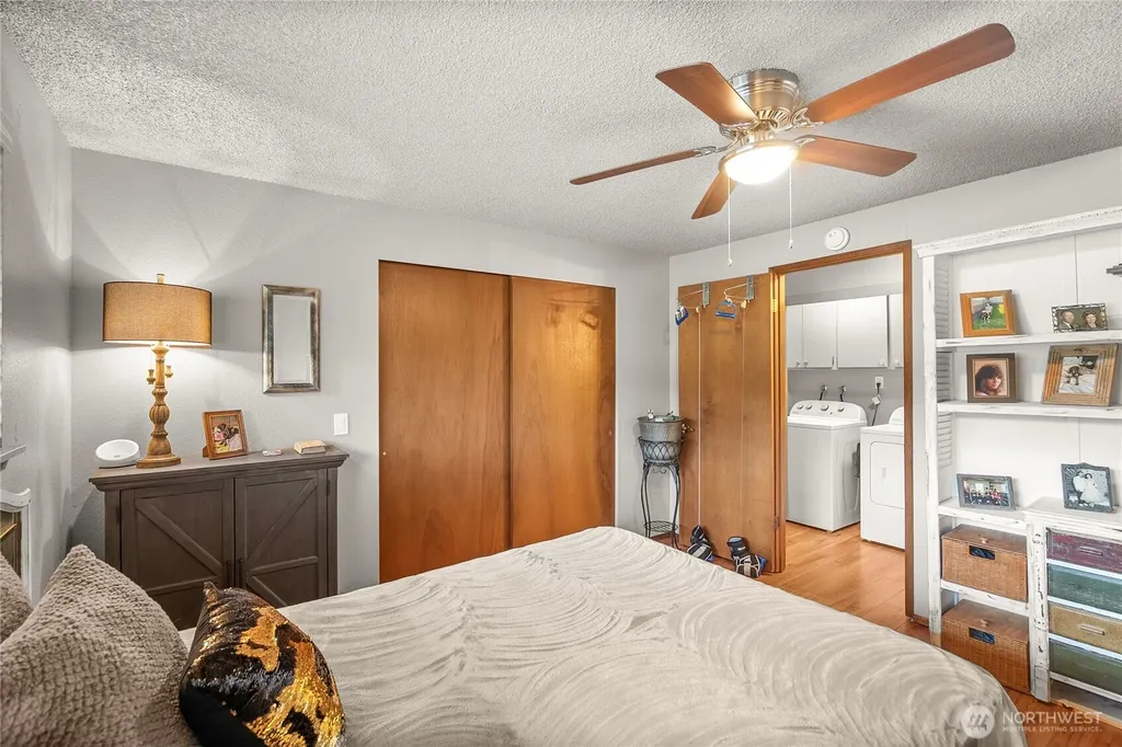 1301 S Third Avenue Sequim WA 98382
