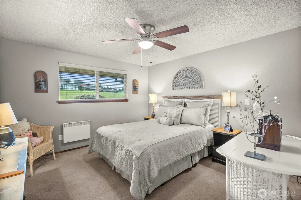 1301 S Third Avenue Sequim WA 98382