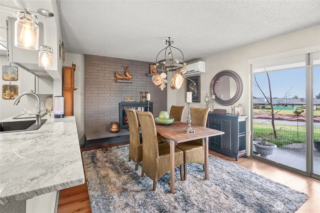 1301 S Third Avenue Sequim WA 98382