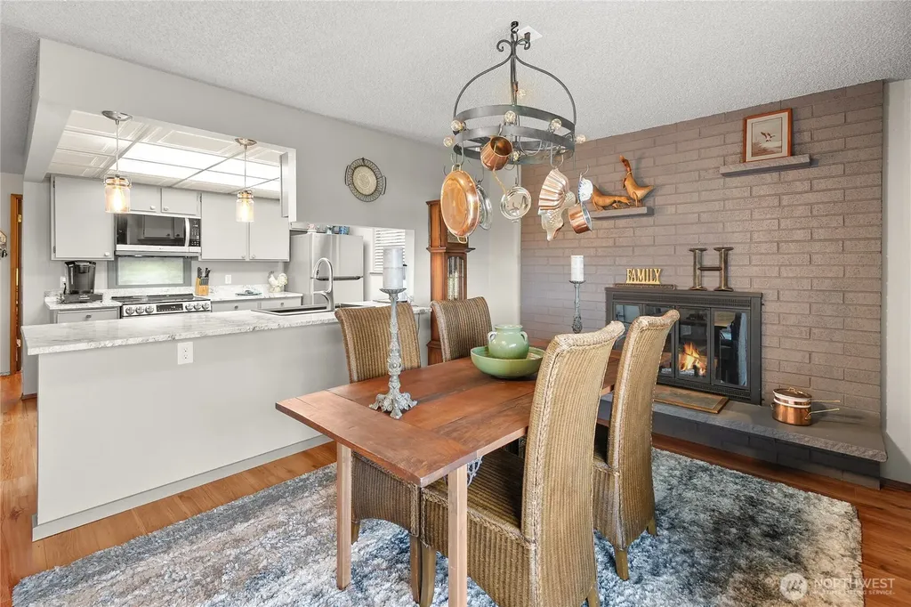 1301 S Third Avenue Sequim WA 98382
