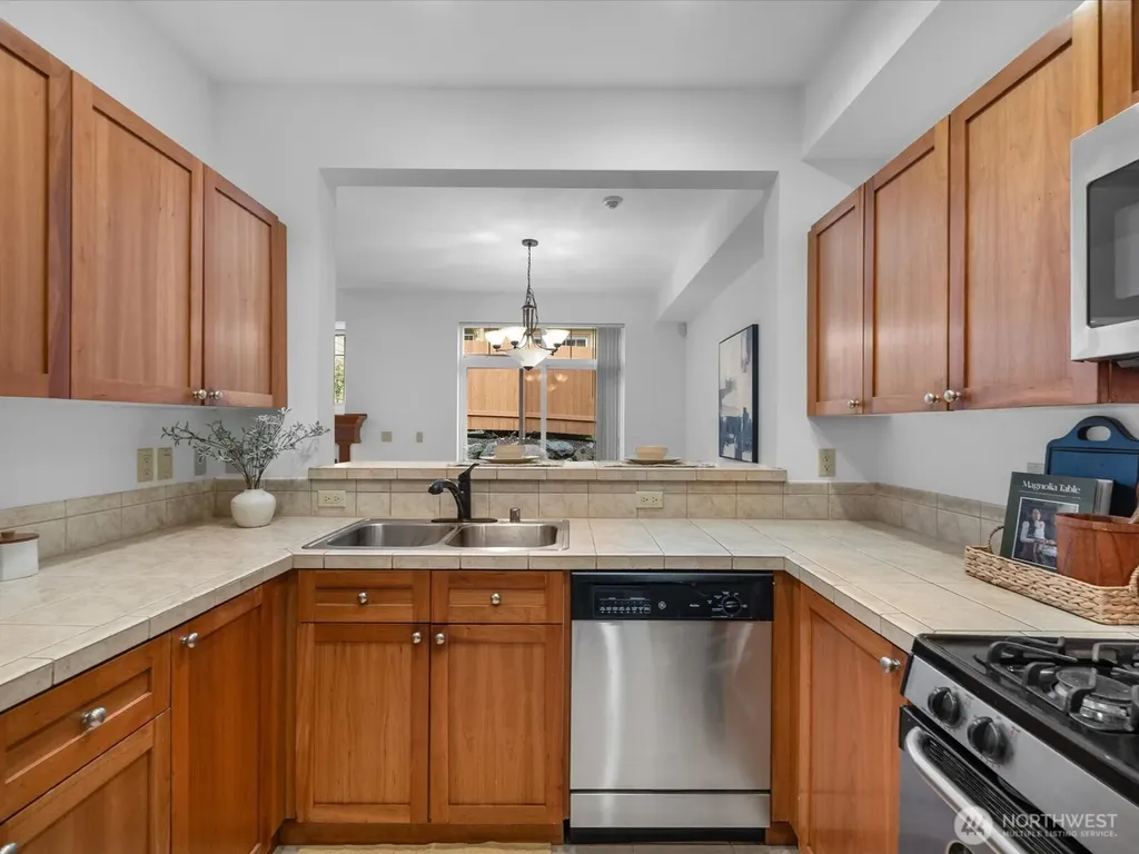 18410 36th Avenue W Lynnwood WA 98037