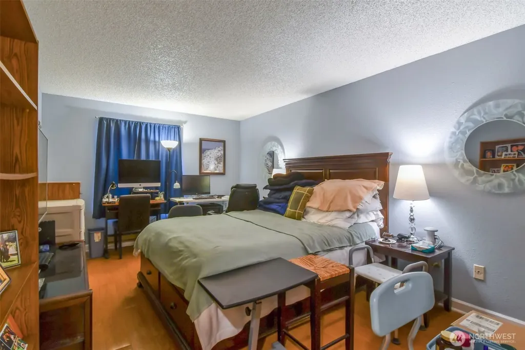 10501 8th Avenue NE Seattle WA 98125