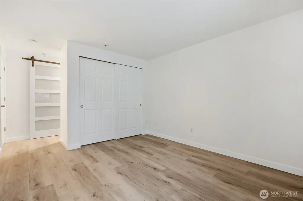 12618 109th Court NE Kirkland WA 98034
