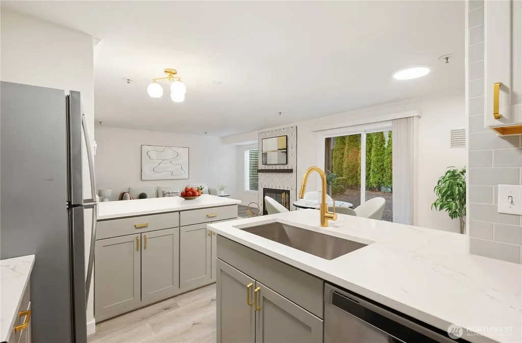 12618 109th Court NE Kirkland WA 98034