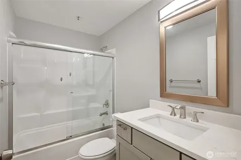 12618 109th Court NE Kirkland WA 98034