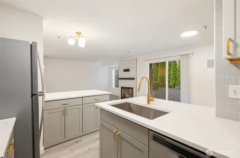 12618 109th Court NE Kirkland WA 98034