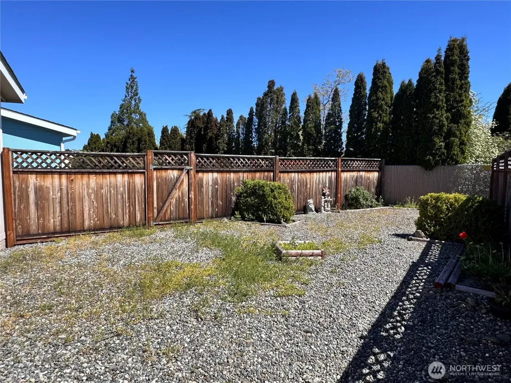528 N 7th Avenue Sequim WA 98382
