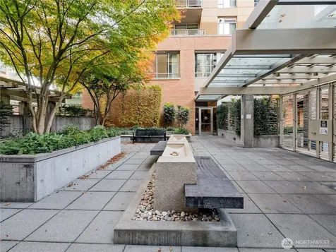 910 Lenora Street Seattle WA 98121