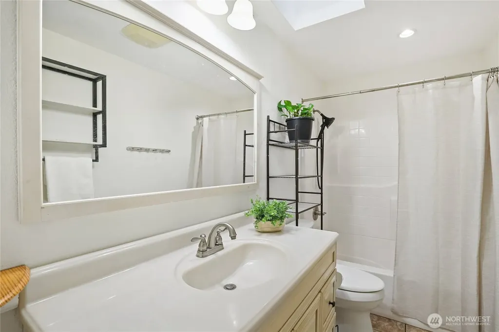 845 SW Shannon Drive Port Orchard WA 98367