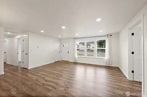 1615 S 84th Street Tacoma WA 98444