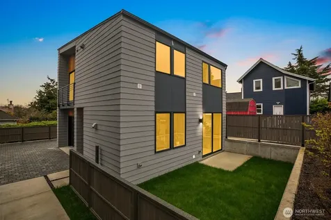 4217 S Findlay Street Seattle WA 98118