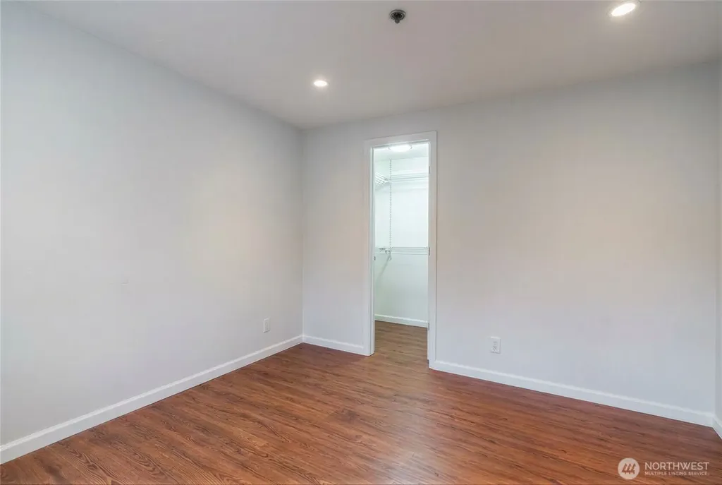 975 Aberdeen Avenue NE Renton WA 98056