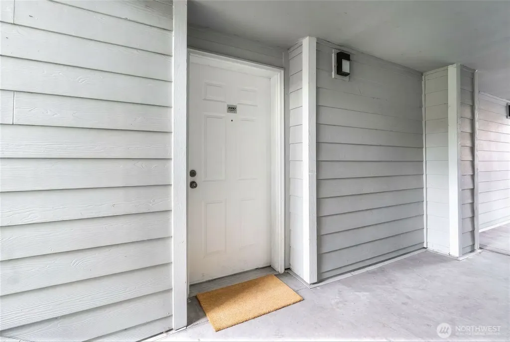 975 Aberdeen Avenue NE Renton WA 98056
