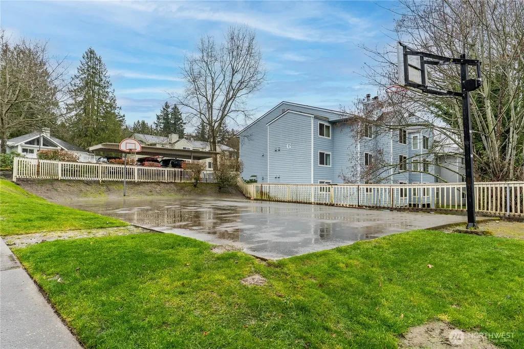 975 Aberdeen Avenue NE Renton WA 98056