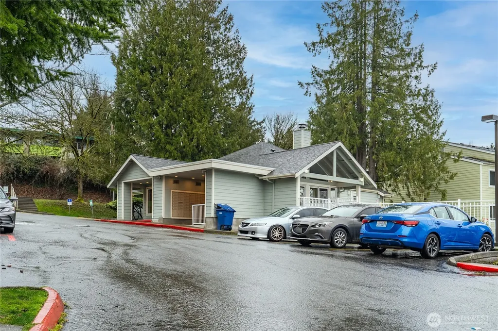 975 Aberdeen Avenue NE Renton WA 98056