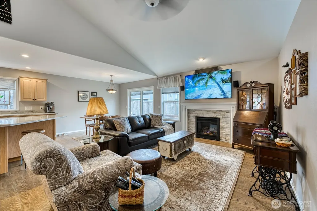 1355 Olsen Avenue Buckley WA 98321