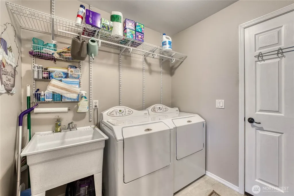 1355 Olsen Avenue Buckley WA 98321