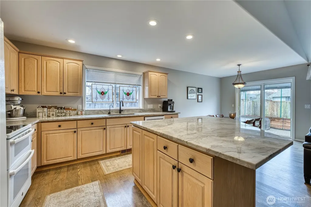 1355 Olsen Avenue Buckley WA 98321