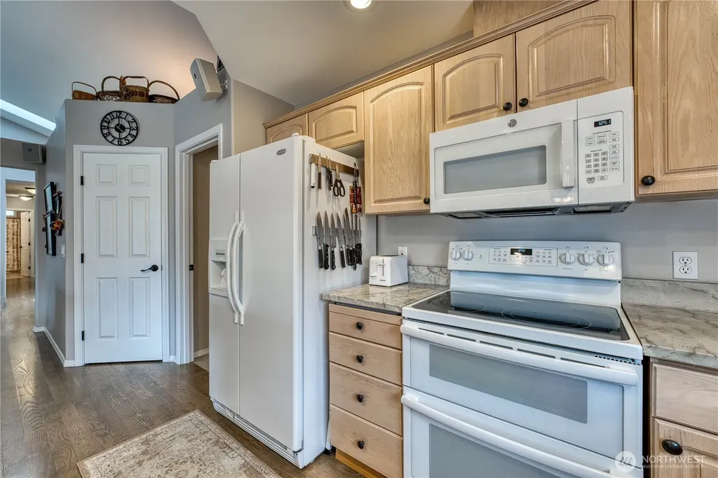 1355 Olsen Avenue Buckley WA 98321