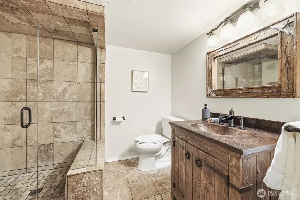 4019 SW Henderson Street Seattle WA 98136